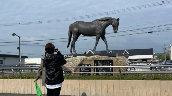 Haiseikogo Memorial statue