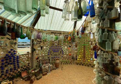 Aladdin's Cave Bottlehouse