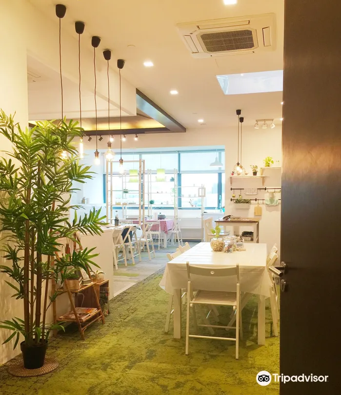 1_Sugar & Spice Soap Crafting Classes