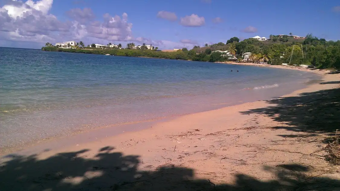 Hotels near Chenay Bay Beach