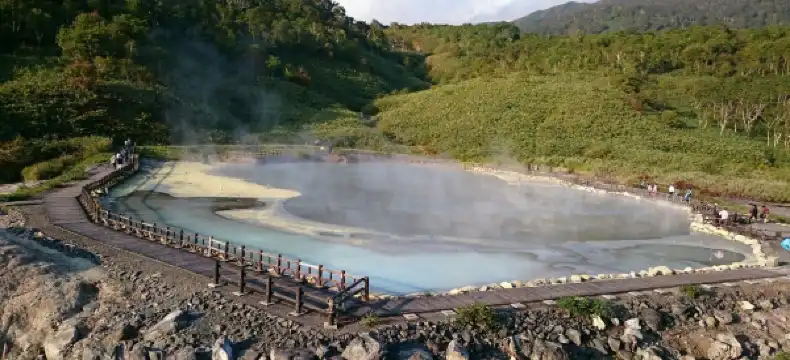 Hotels near Kombu Station