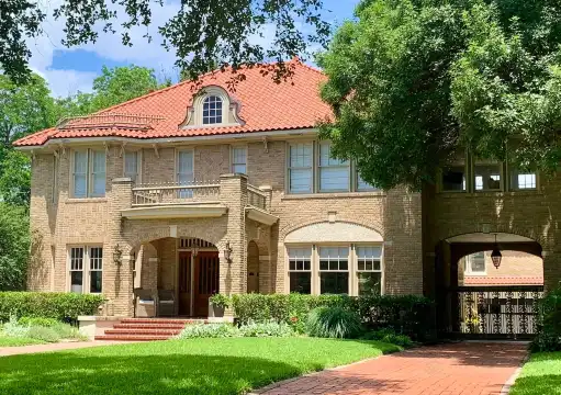 โรงแรมใกล้Swiss Avenue Historic District
