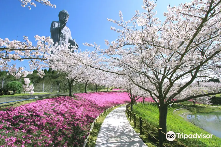 Ushiku Daibutsu