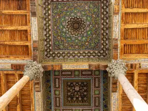 波洛哈茲清真寺