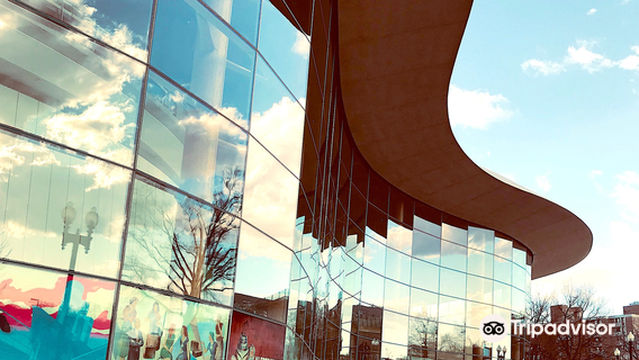 Arena Stage at the Mead Center for American Theater