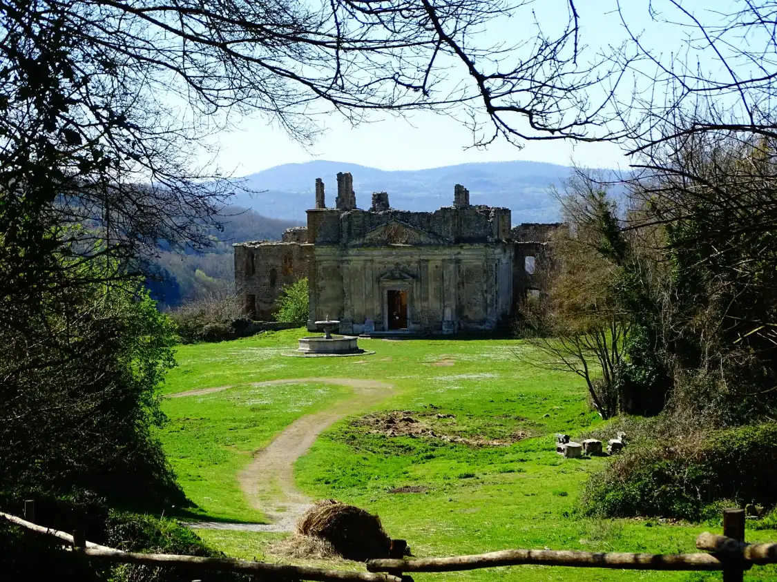 Hotel in zona Riserva naturale di Monterano