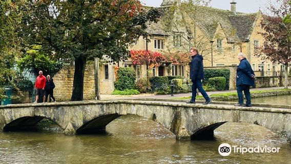 London + Shakespeare's Birthplace + Bourton-on-the-Water + Lavender Farm one-day tour
