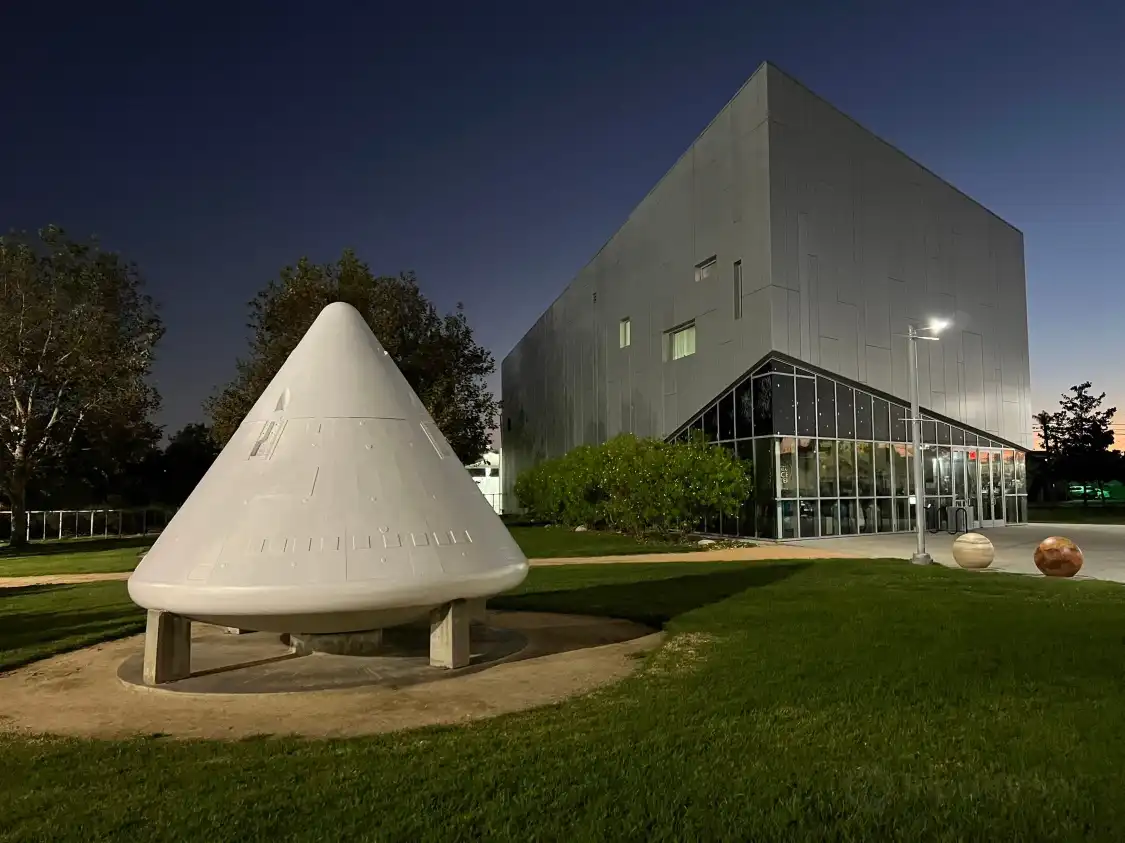 Hotels near Columbia Memorial Space Center