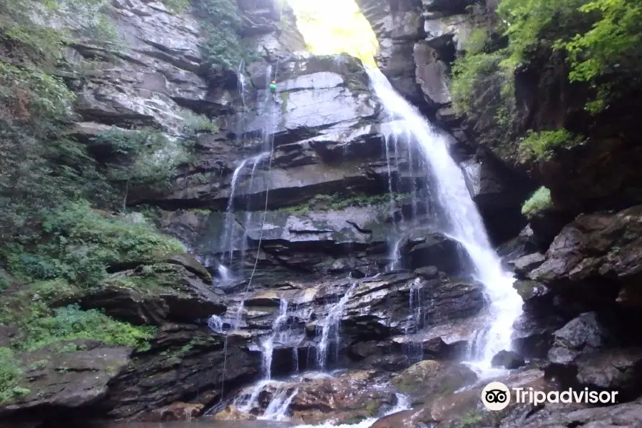 Big Bradley Falls