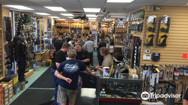 Phoenix Indoor Range and Gun Shop