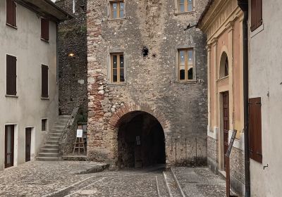 Monzambano Castle