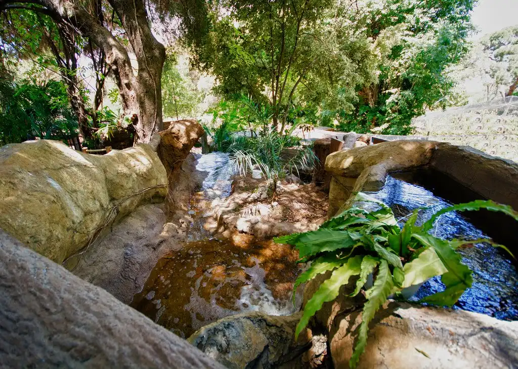 Hotels near Alameda Wildlife Park