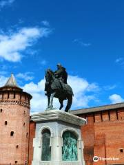 Statue of Dmitriy Donskoi