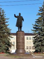 Monument  to V.I. Lenin