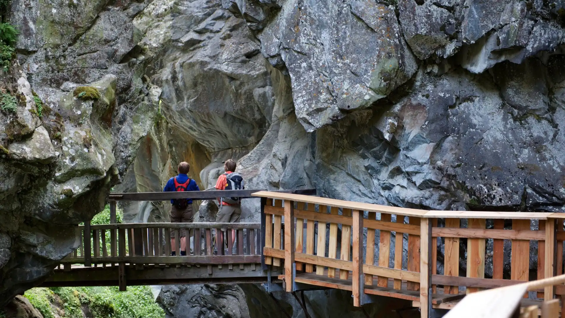 Hotels near Gorner Gorge