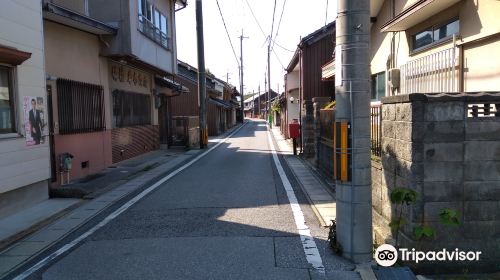 彦根市河原町芹町の町並み