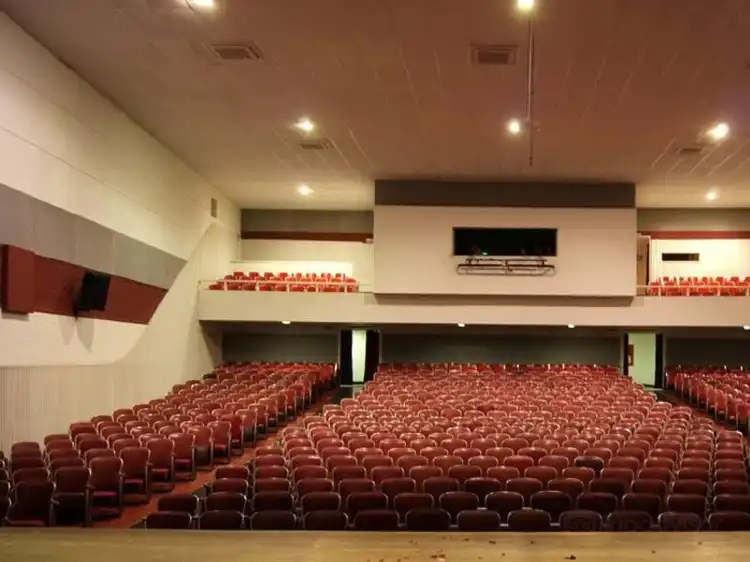 Hôtels à proximité de : Teatro Corfescu