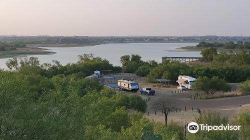 Lake Casa Blanca International State Park