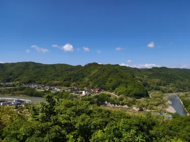 Komoro Castle Ruins ”KAIKOEN”