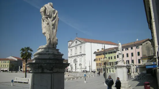 Main Square (Piazza Grande)