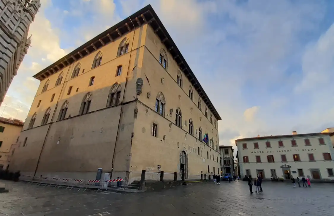 Hotels near Palazzo Pretorio