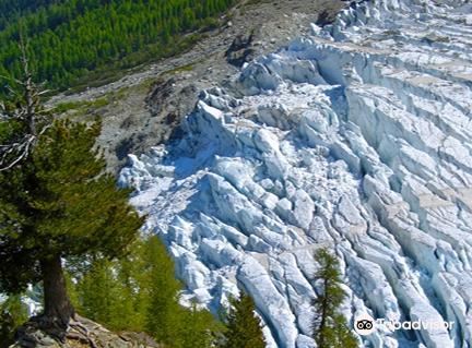 Latest travel itineraries for Glacier des Bossons in September (updated in  2023), Glacier des Bossons reviews, Glacier des Bossons address and opening  hours, popular attractions, hotels, and restaurants near Glacier des Bossons  -