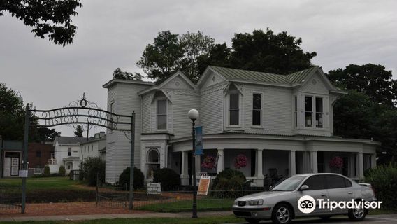 Oldham County History Center