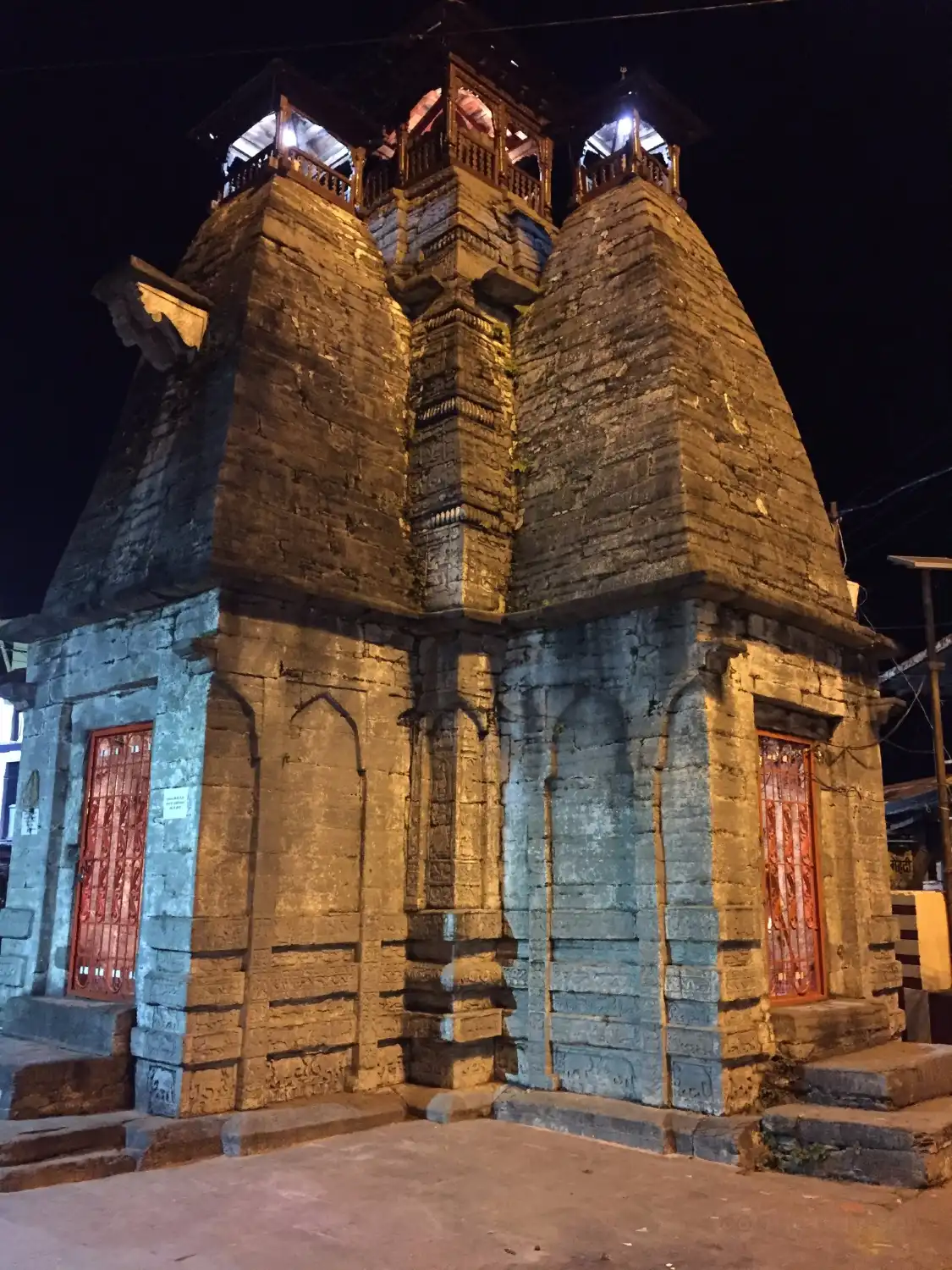 Hotels near Maa Nanda Devi Temple, Almora