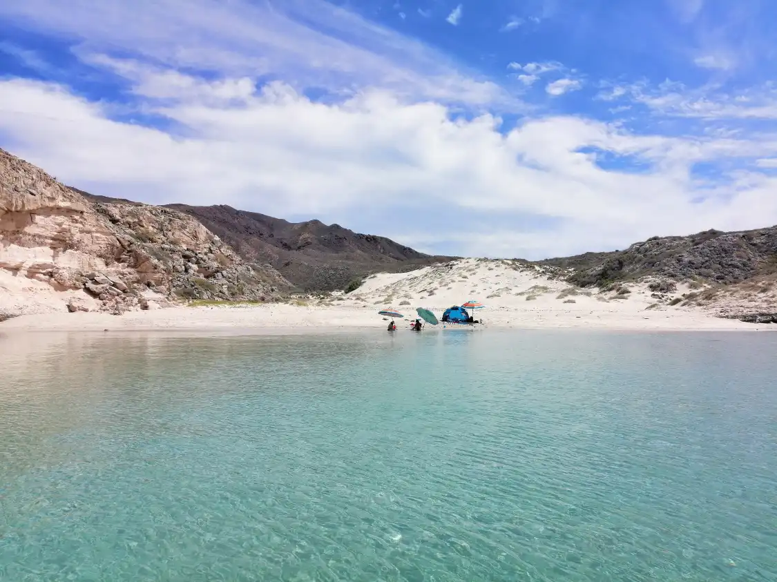 Hotels near Isla Carmen