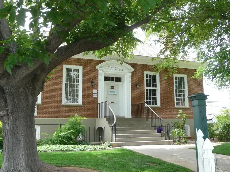 Hotels in der Nähe von Daughters of Utah Pioneer Museum