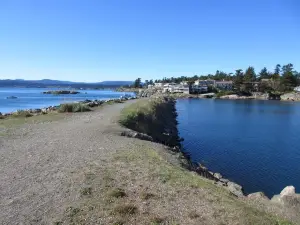 Macaulay Point Park