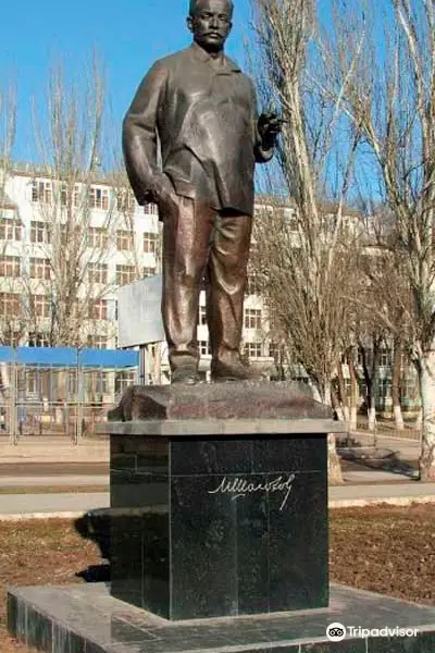 Monument to Sholokhov