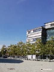 Audi Forum & Headquarters