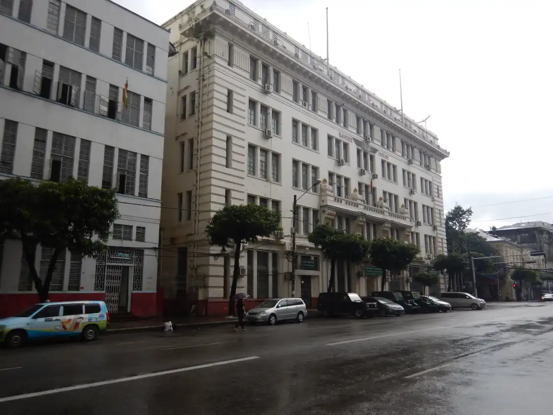 Hotels near Internal Revenue Department