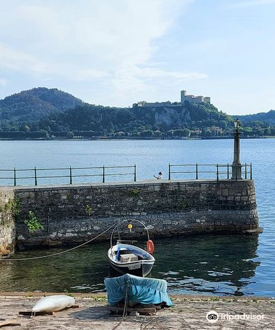 Lungolago Arona