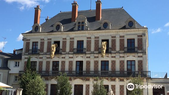 Blois