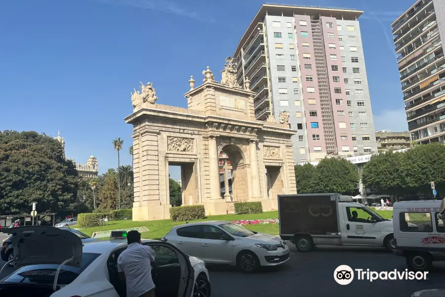 Puerta de la Mar