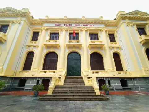 ハイフォン博物館周辺のホテル