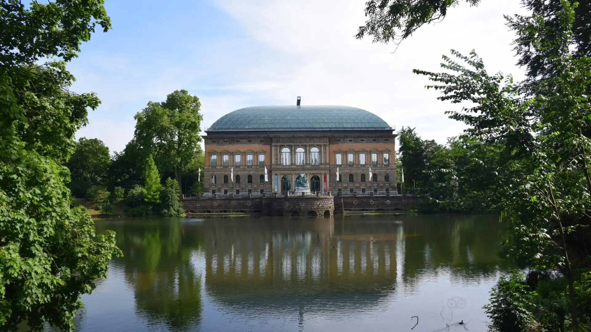Hotels near Kunstsammlung Nordrhein-Westfalen