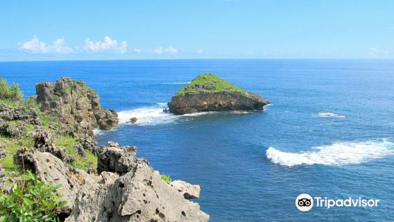 Pantai Nglambor