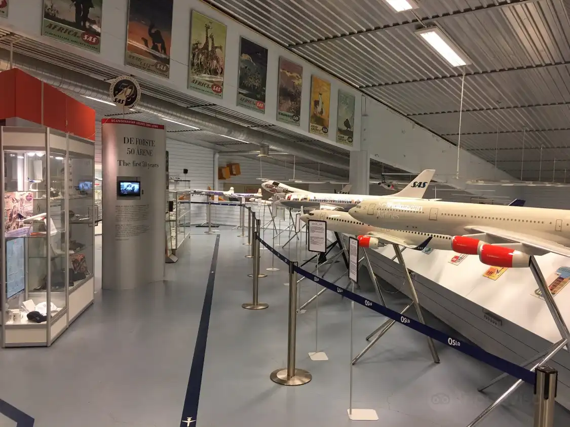 Hotels near SAS Museum