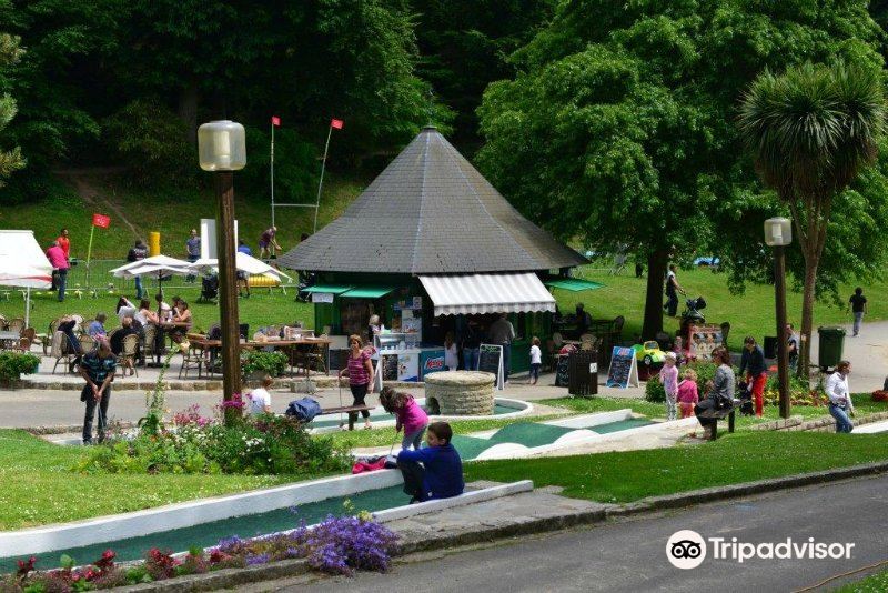 Val Cocherel Garden
