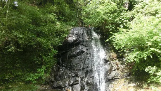 Kozawamata Falls (Maboroshi Falls)