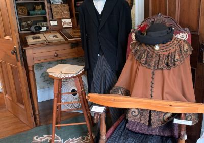 Shelton House - History, Heritage, and Crafts - Home of The Museum of NC Handicrafts)