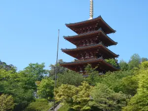 Nariaiji Temple