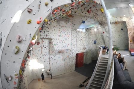 Climbing World GmbH climbing hall "Under the ROOF" Weilheim
