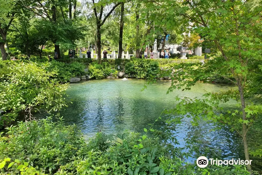 Hwangji Pond