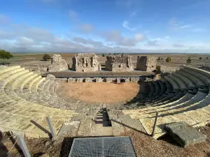 Ruinas del Teatro Romano de Regina