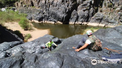 El Salto Canyon & Waterfall