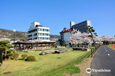 諏訪市湖畔公園